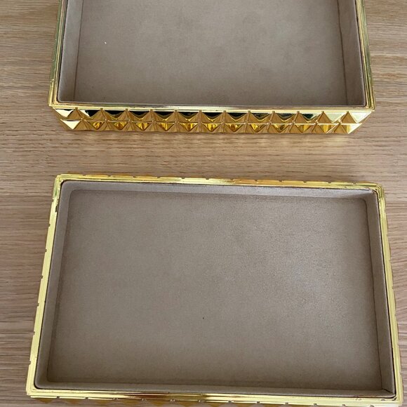 L'objet medium gold pyramid box - Picture 3 of 5